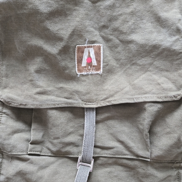 VTG 1960s A-line by Academy Olive Green Canvas Backpack - Picture 1 of 10